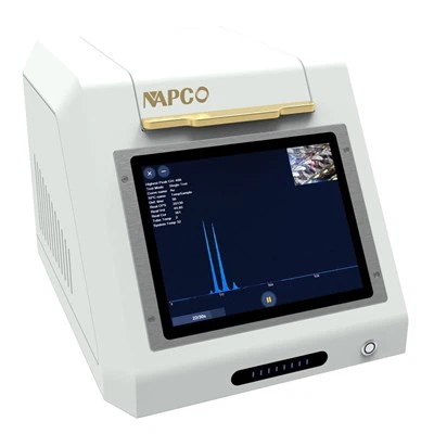 ¿Cuál es la frecuencia de calibración de una máquina de prueba de oro?